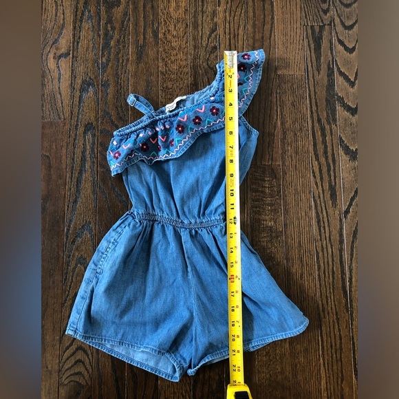 abercrombie kids Girls 5-6Y Denim One Shouldered Romper w/Pockets & Embroidery - Picture 8 of 11